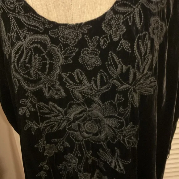 Johnny Was Black Velvet Maxi Dress - Picture 10 of 16
